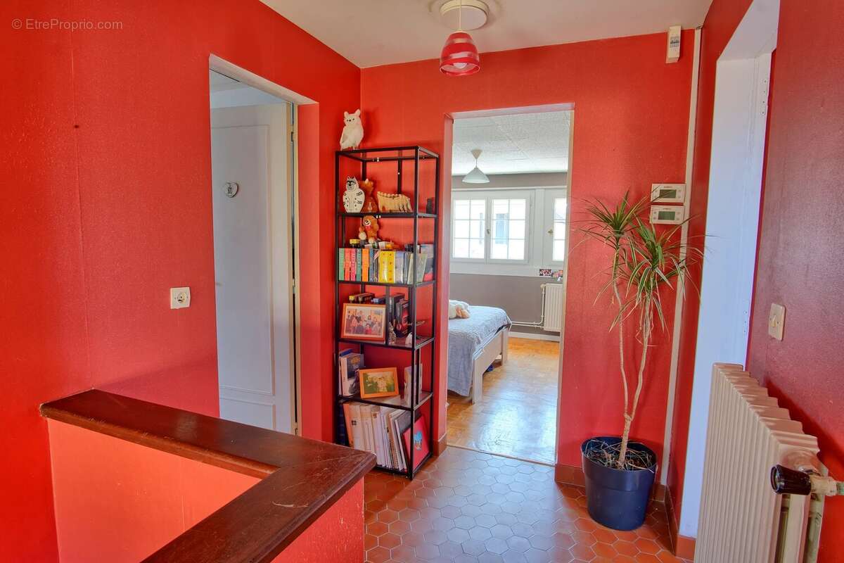 LANGRUNE SUR MER - Maison 195m² avec vie de plain-pied - photo 14