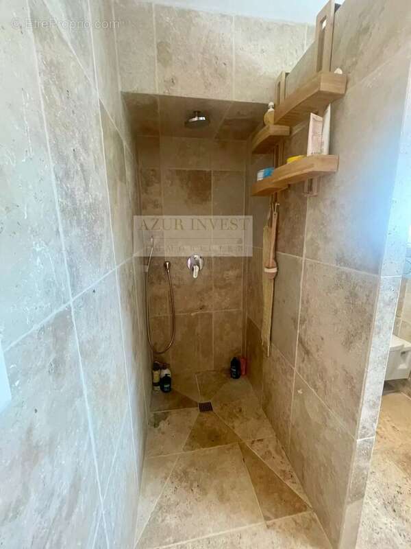 Appartement à ROQUEBRUNE-CAP-MARTIN