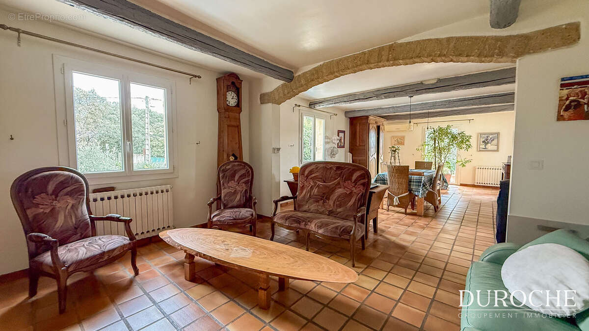 Maison à JONQUERETTES