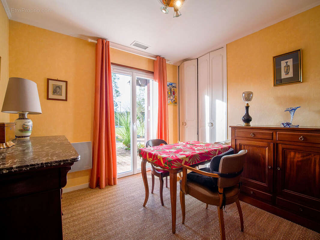 Maison à GASTES