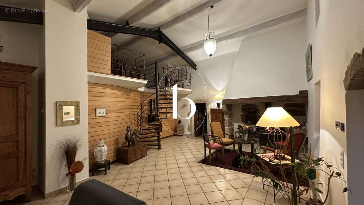 Maison à JOYEUSE