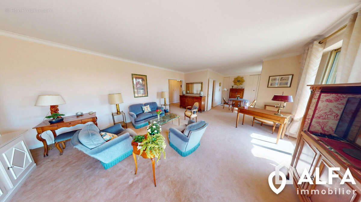 Appartement à ENGHIEN-LES-BAINS