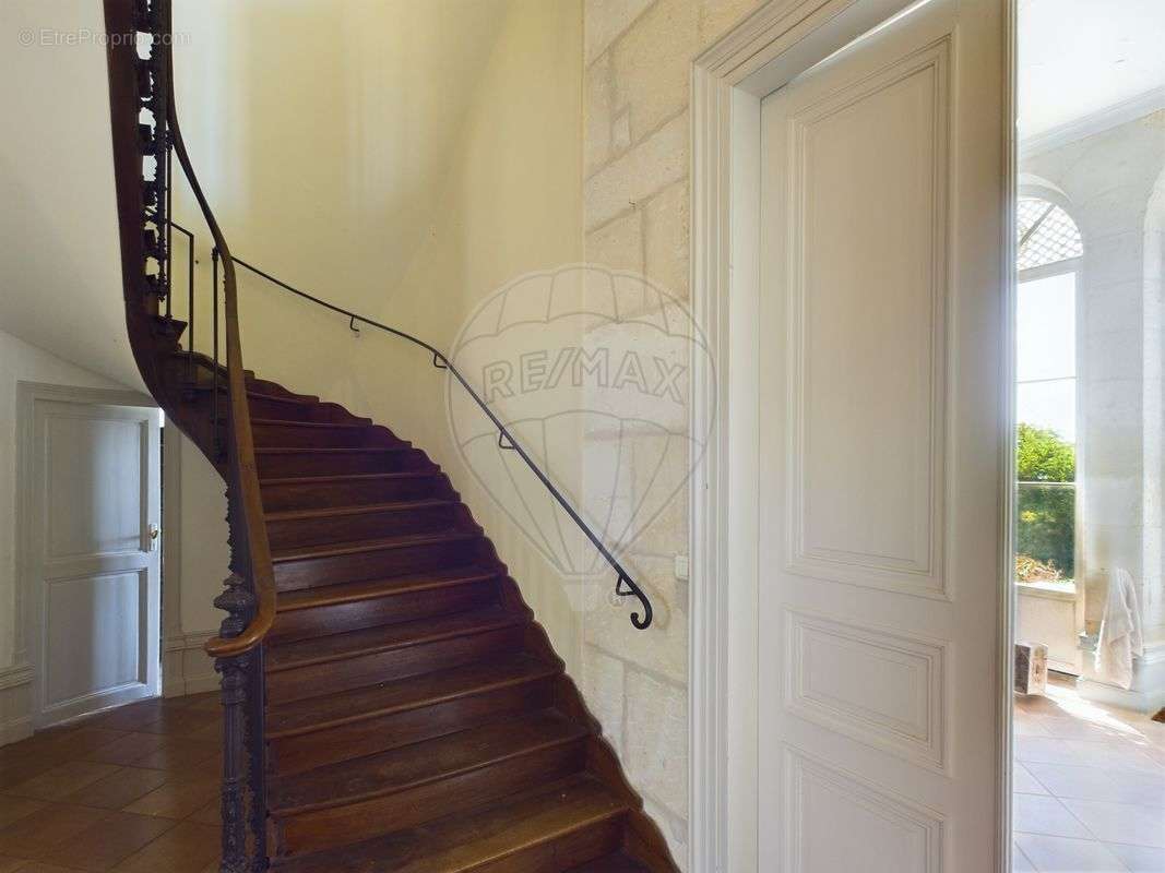 Maison à TONNAY-CHARENTE