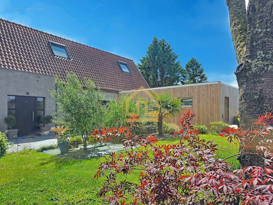 Maison à ESTREUX