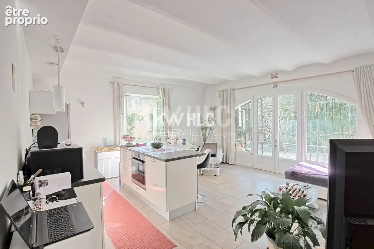 Appartement 3 pièces 56 m² à vendre à Cannes (06400) - photo 4