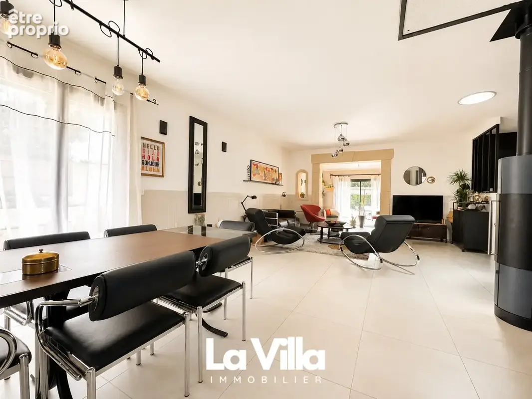 Maison Fontvieille 6 pièce(s) 139 m2 - photo 4