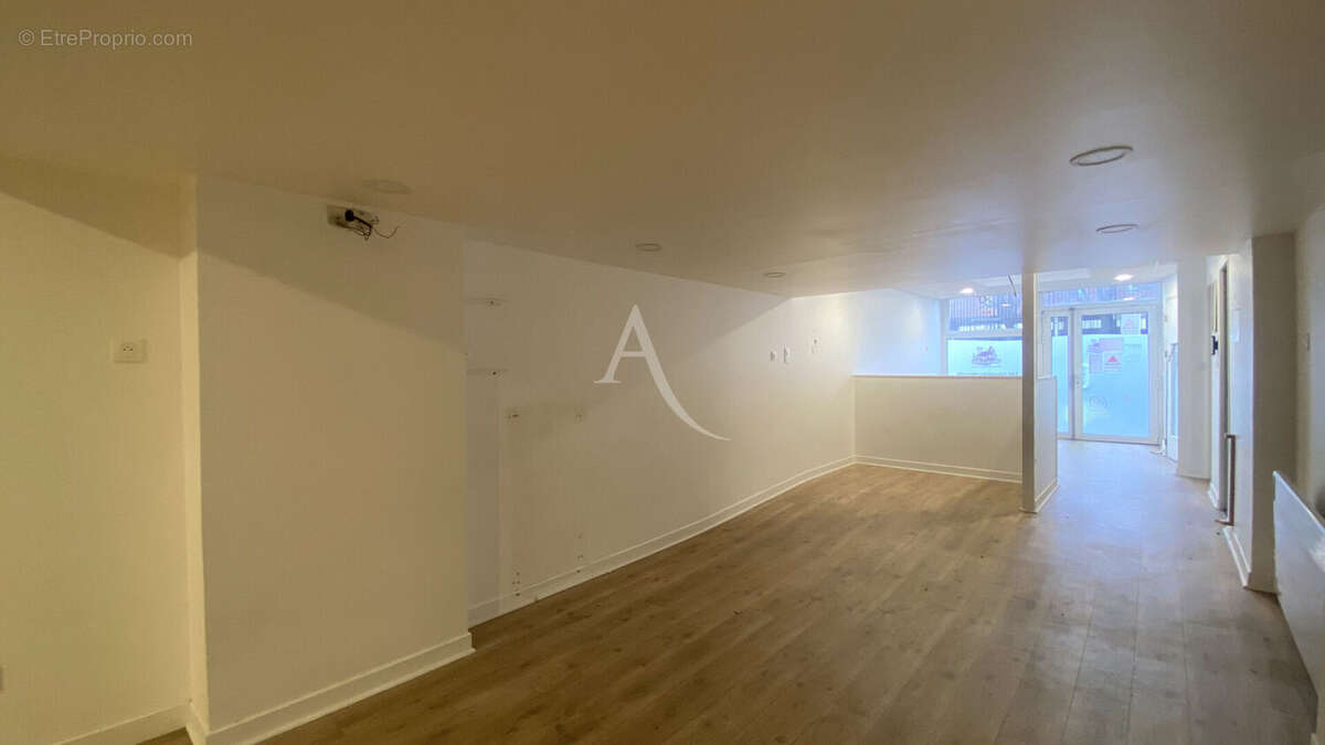 Commerce à PARIS-13E