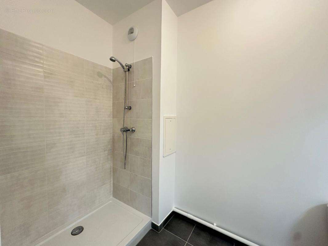 Appartement à ROMAINVILLE