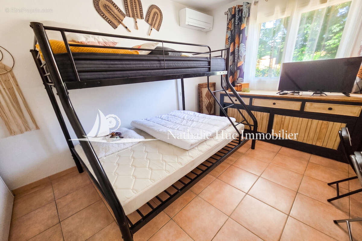 Maison 101 m² à Canet-En-Roussillon  - photo 8