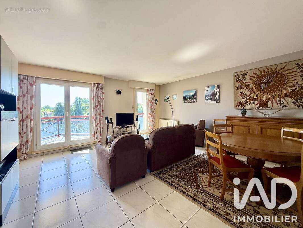 Appartement 82 m² à Viry-Chatillon  - photo 4