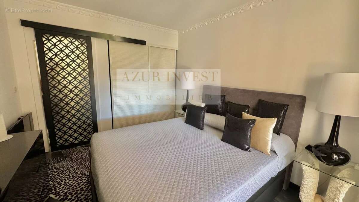 Appartement à ROQUEBRUNE-CAP-MARTIN