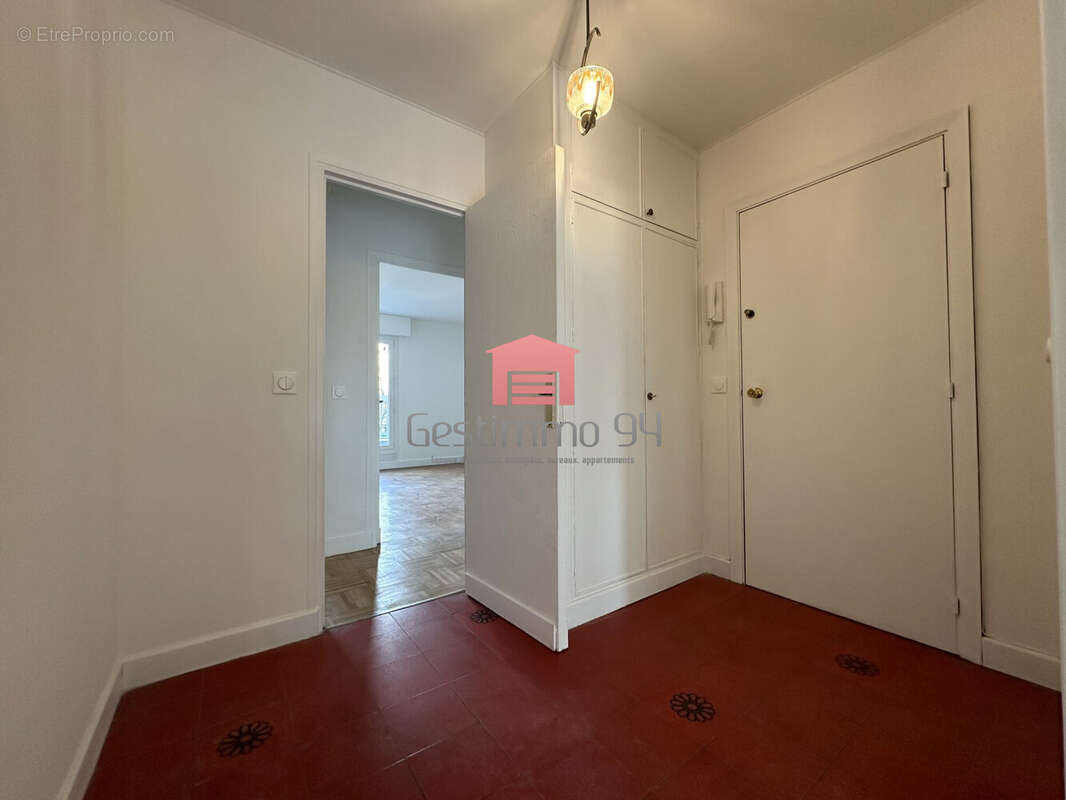 Appartement à FONTENAY-SOUS-BOIS