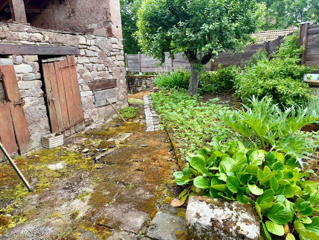 Maison à SAINT-SAUVEUR