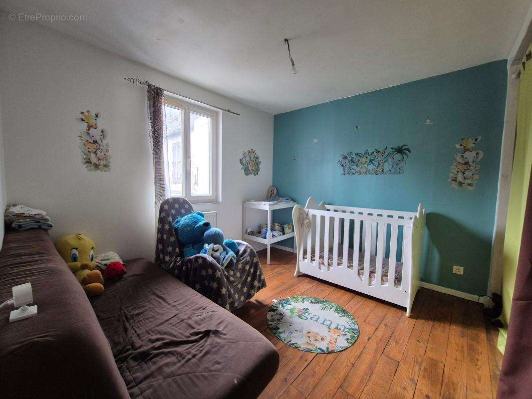 Appartement à TERRASSON-LAVILLEDIEU