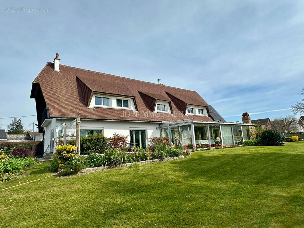 Maison avec piscine Hauteurs de Dieppe 245 m² - photo 2
