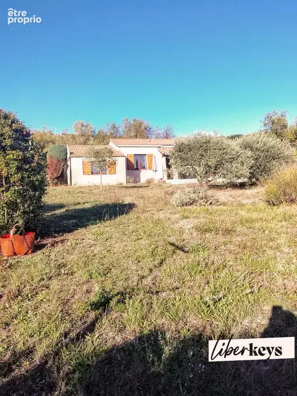 Rians - Une villa de plain pied au calme, avec belle vue et potentiel d'évolution - photo 1