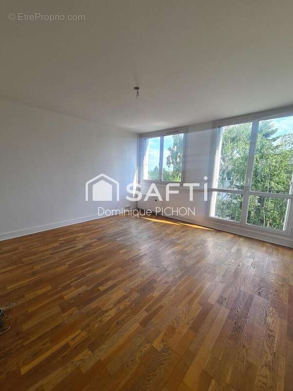 Photo 2 - Appartement à CONFLANS-SAINTE-HONORINE