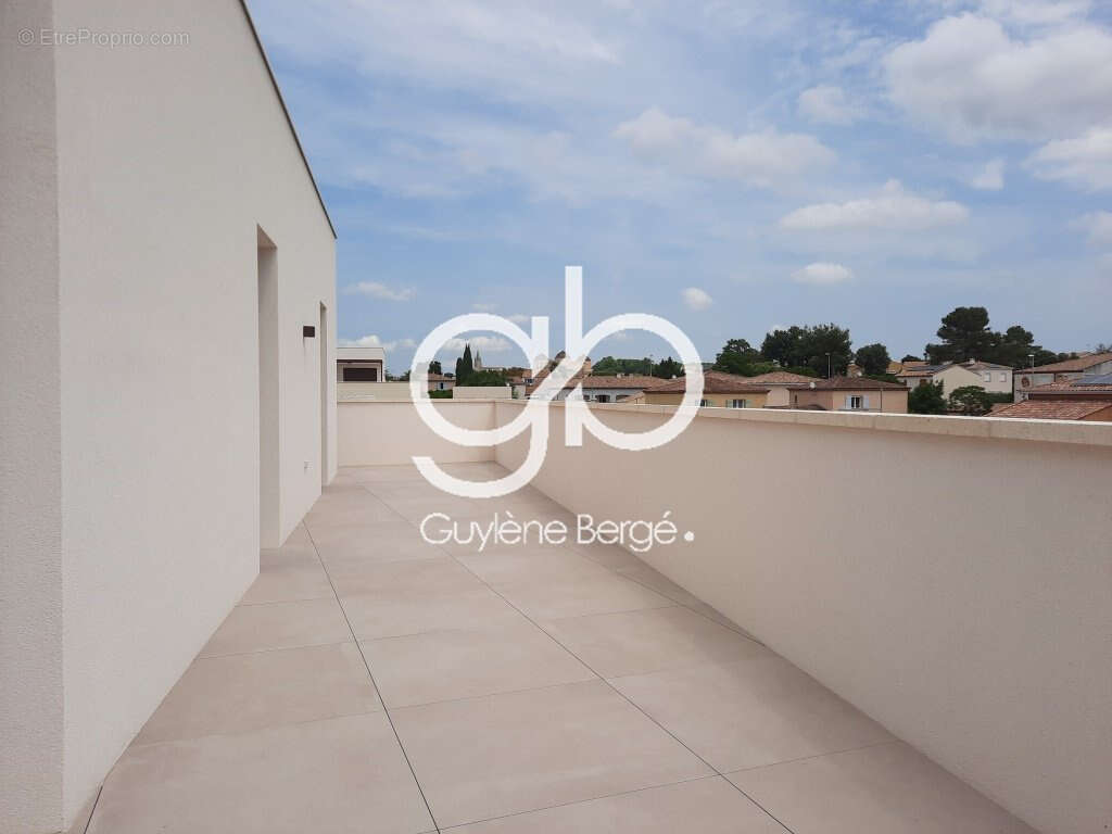 Appartement à CASTRIES