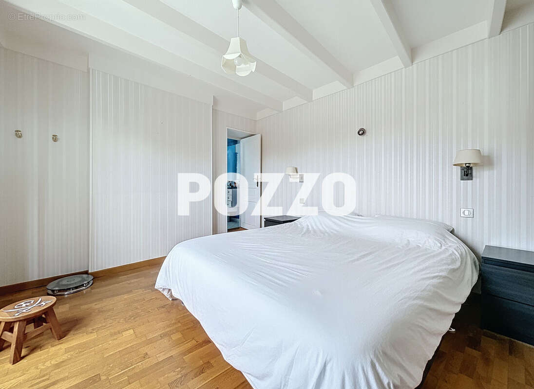 Maison à BRICQUEVILLE-LA-BLOUETTE