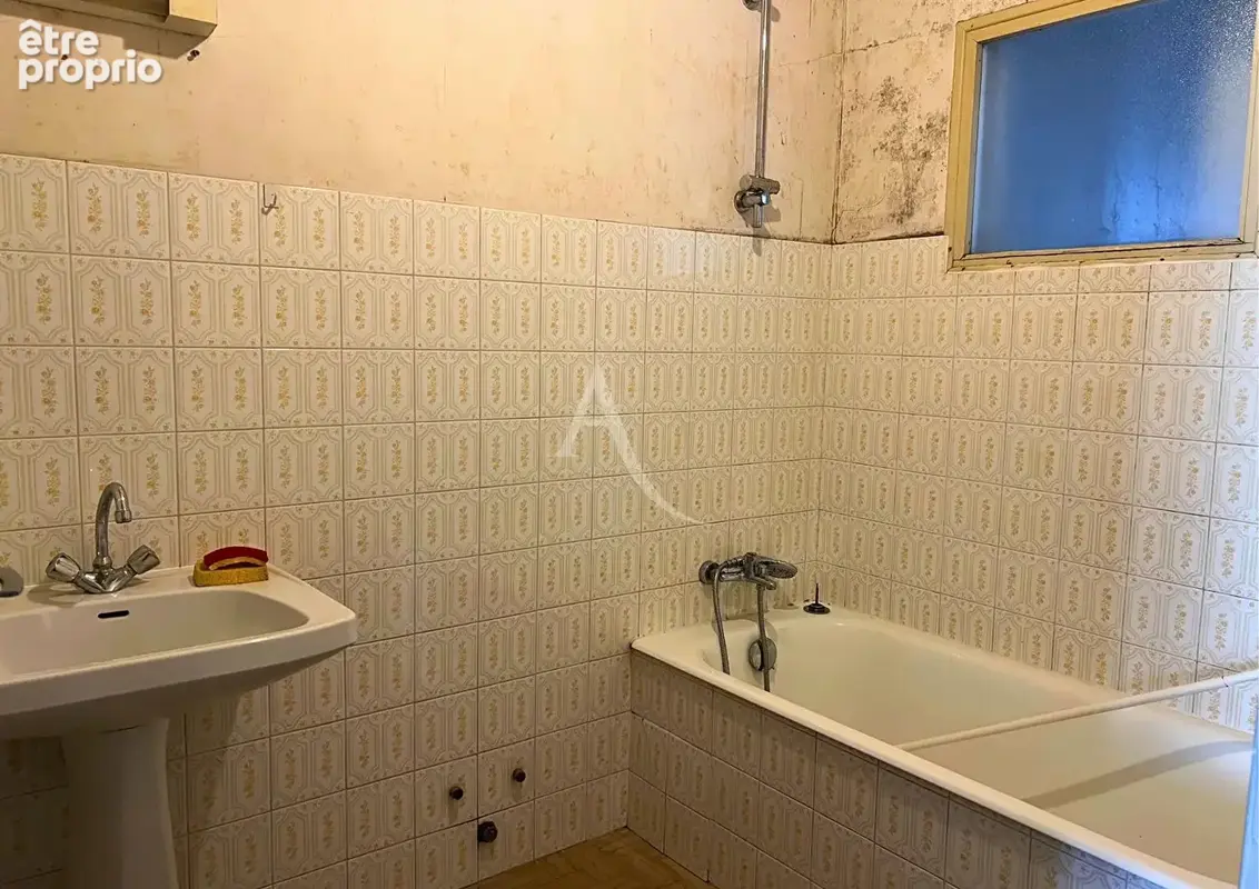 EXCLUSIVITÉ- Maison de plain-pied avec jardin et garage - Bouin. - photo 9