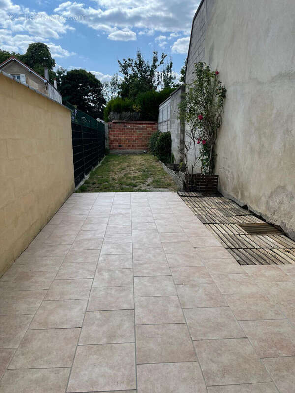toutes commodités à pied - photo 11