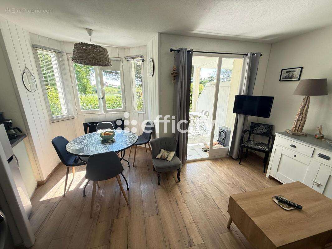 Appartement à TALMONT-SAINT-HILAIRE
