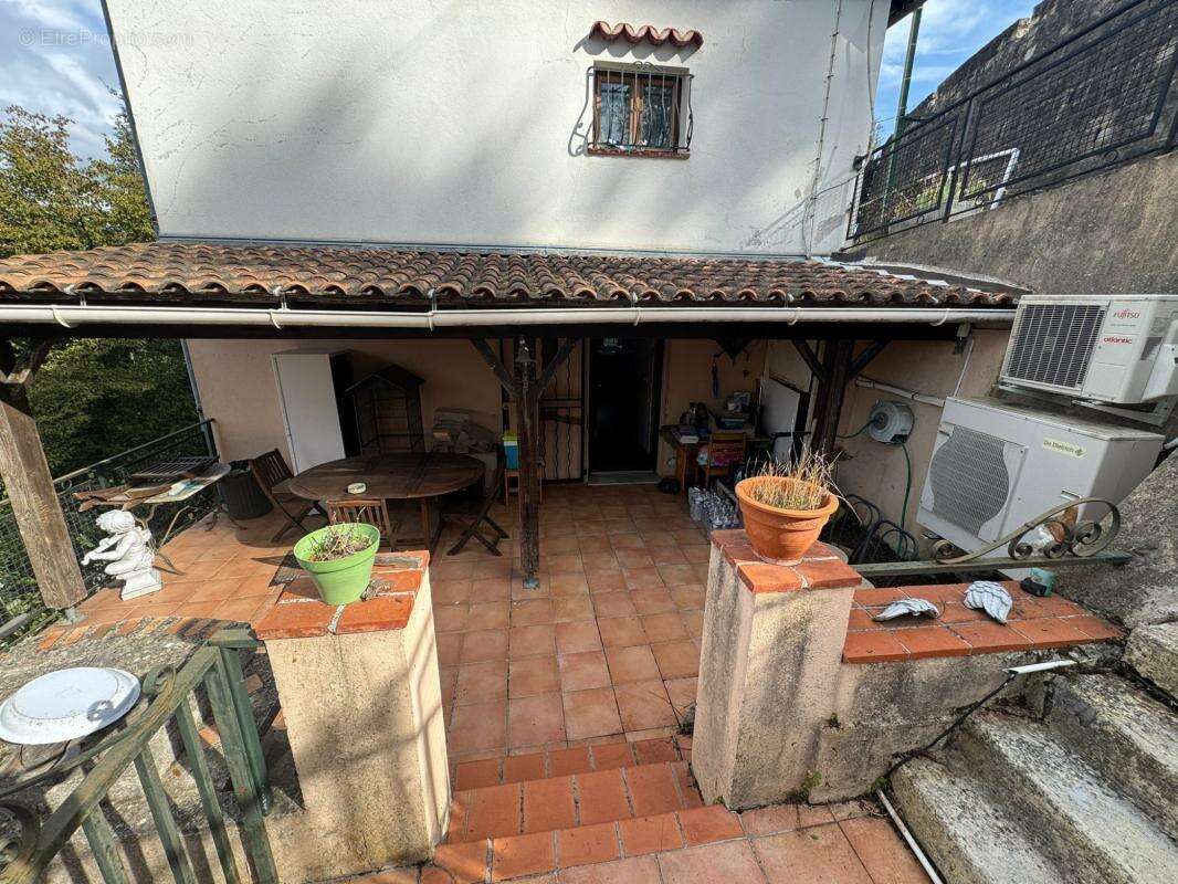 Maison à BERRE-LES-ALPES