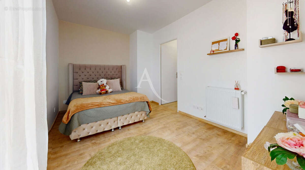 Appartement à OZOIR-LA-FERRIERE