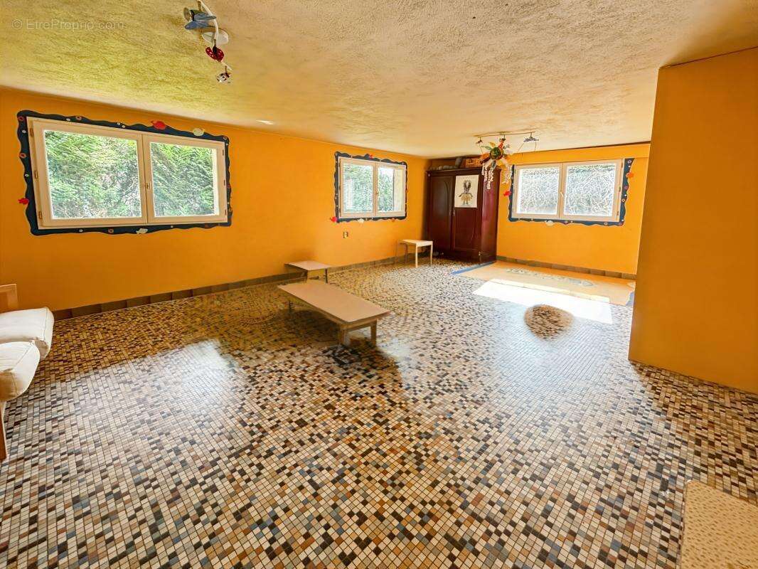 Maison à VILLECONIN