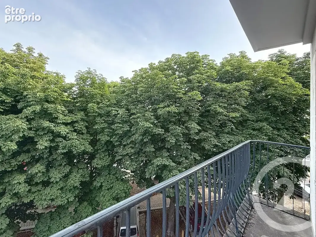 Appartement 79 m² à Sens  - photo 19