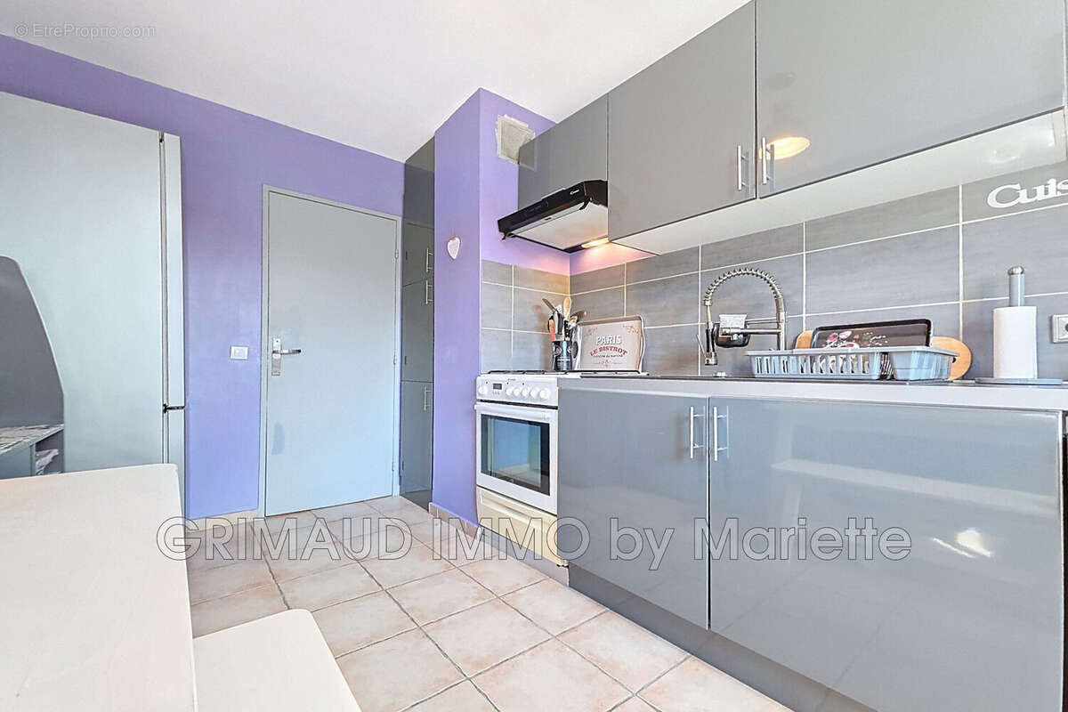 Appartement à GRIMAUD