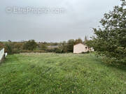 Terrain à MIRANDOL-BOURGNOUNAC