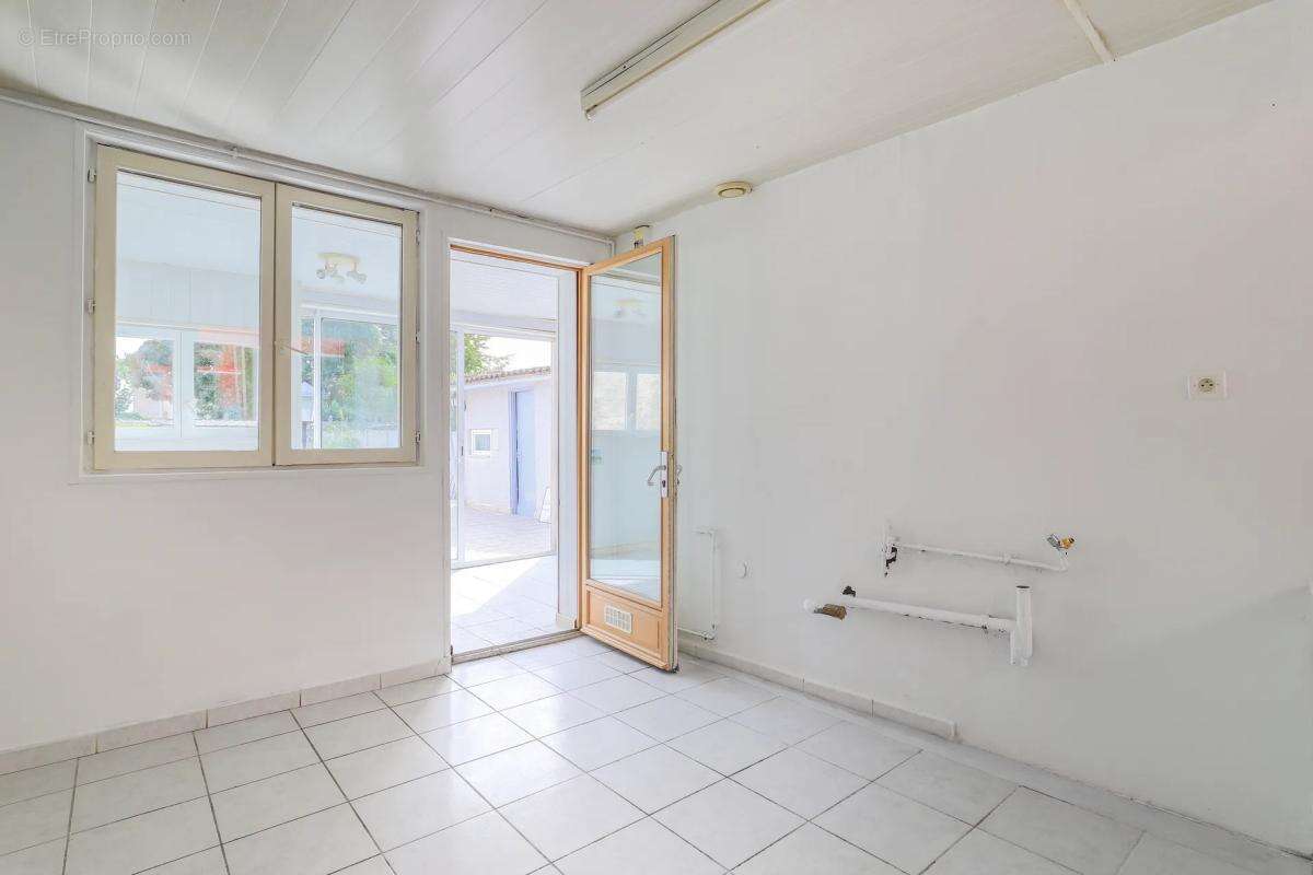 Maison avec 4 chambres de 134 m² à Anzin - photo 4