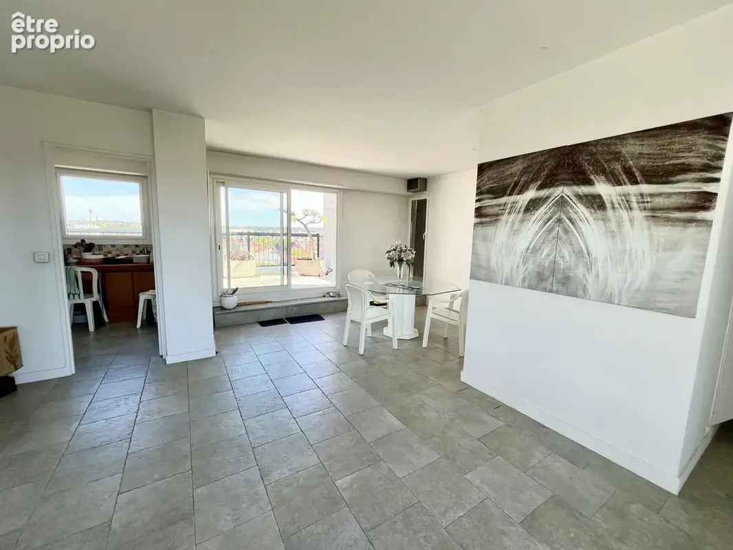 Dernier étage   grande terrasse   vue dégagée - photo 10