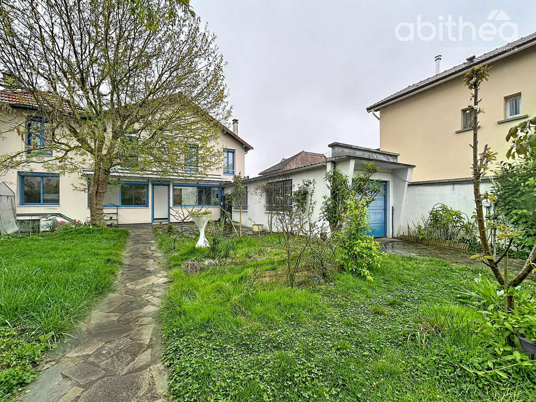 Maison à CHOISY-LE-ROI