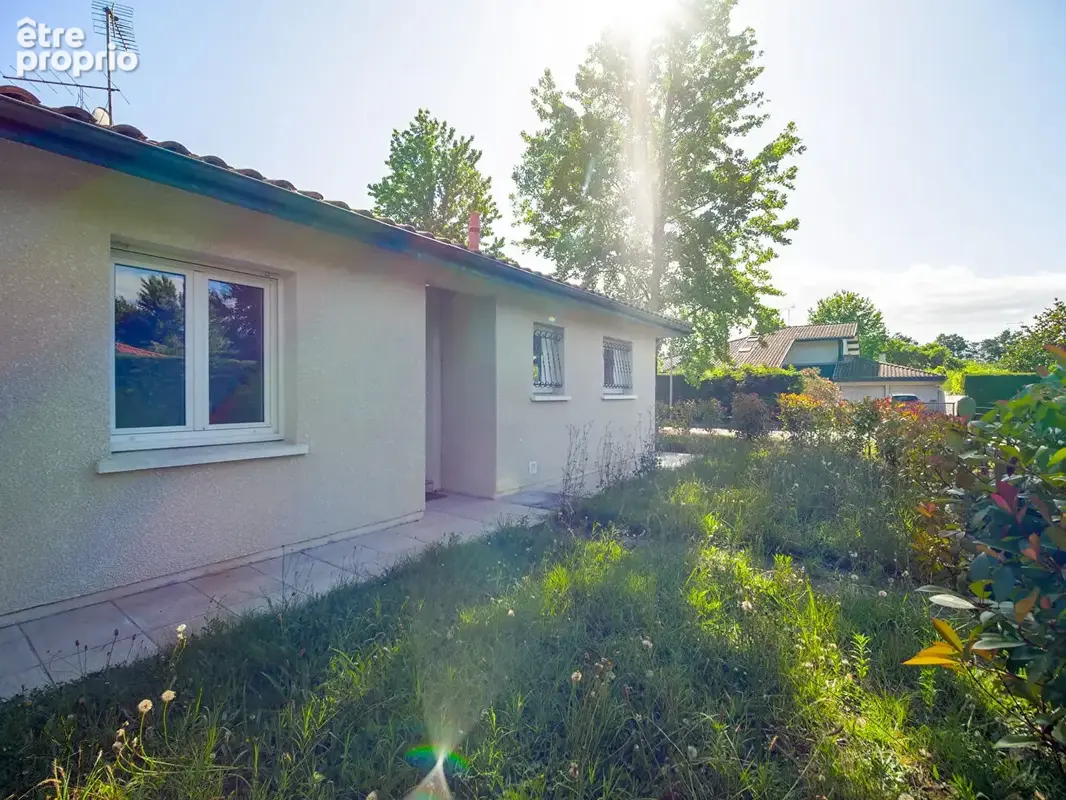 Maison T5 de plain-pied, 155 m² sur terrain clos (quartier Saubagnac) - photo 11