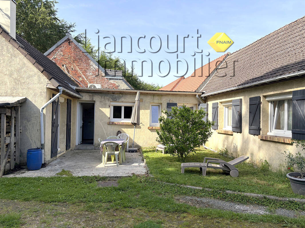 Maison à SAINT-JUST-EN-CHAUSSEE