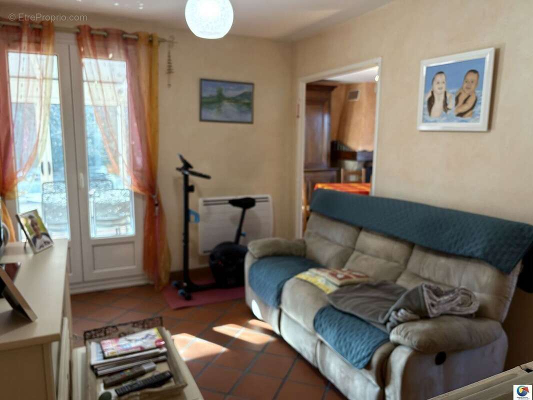 Maison à LA VERPILLIERE
