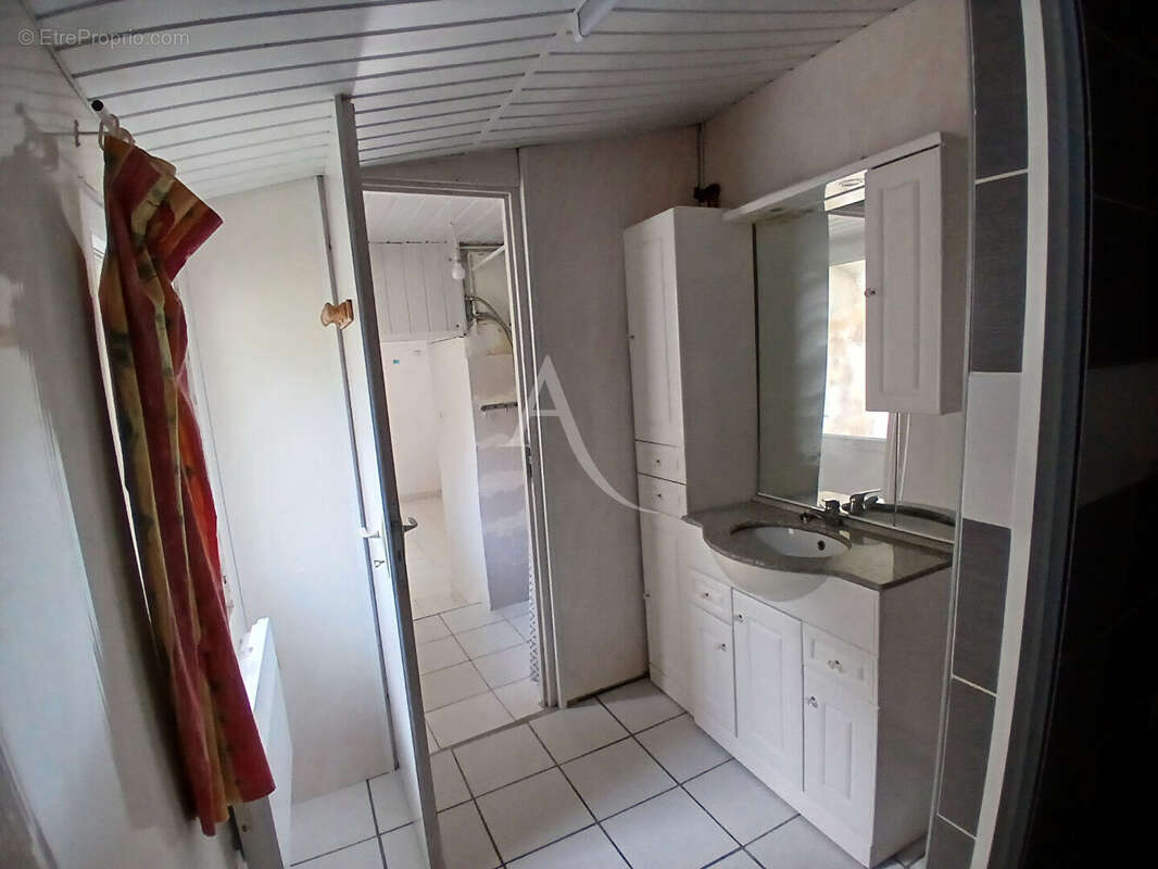 Maison à SAINT-VAIZE