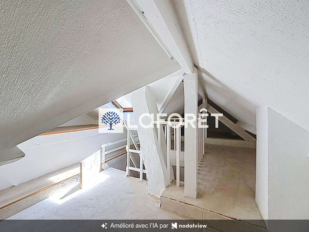 Maison de caractère 167 m² - 5 ch. - à rénover - photo 8