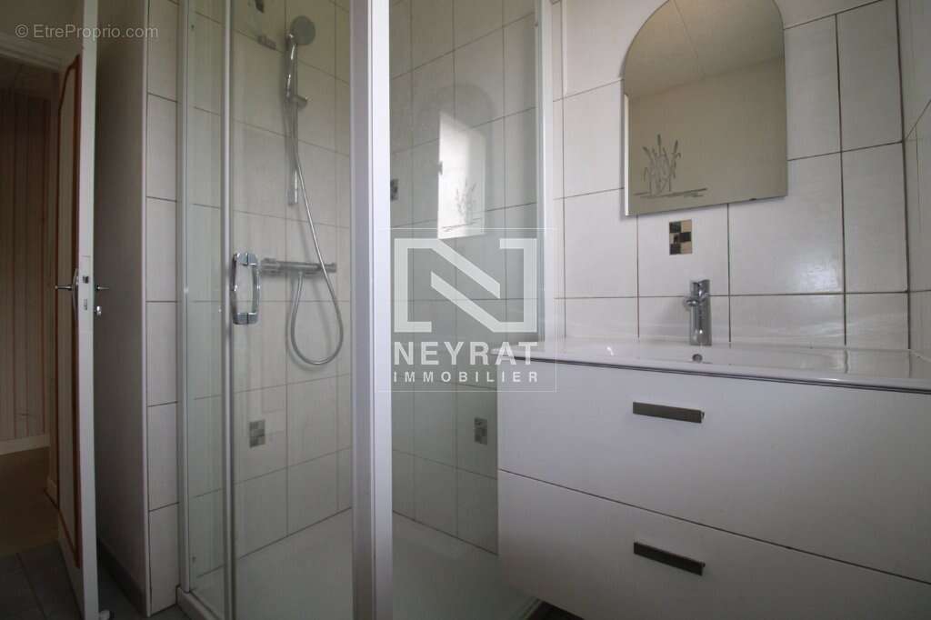 Maison 4 chambres , 2 garages - photo 10