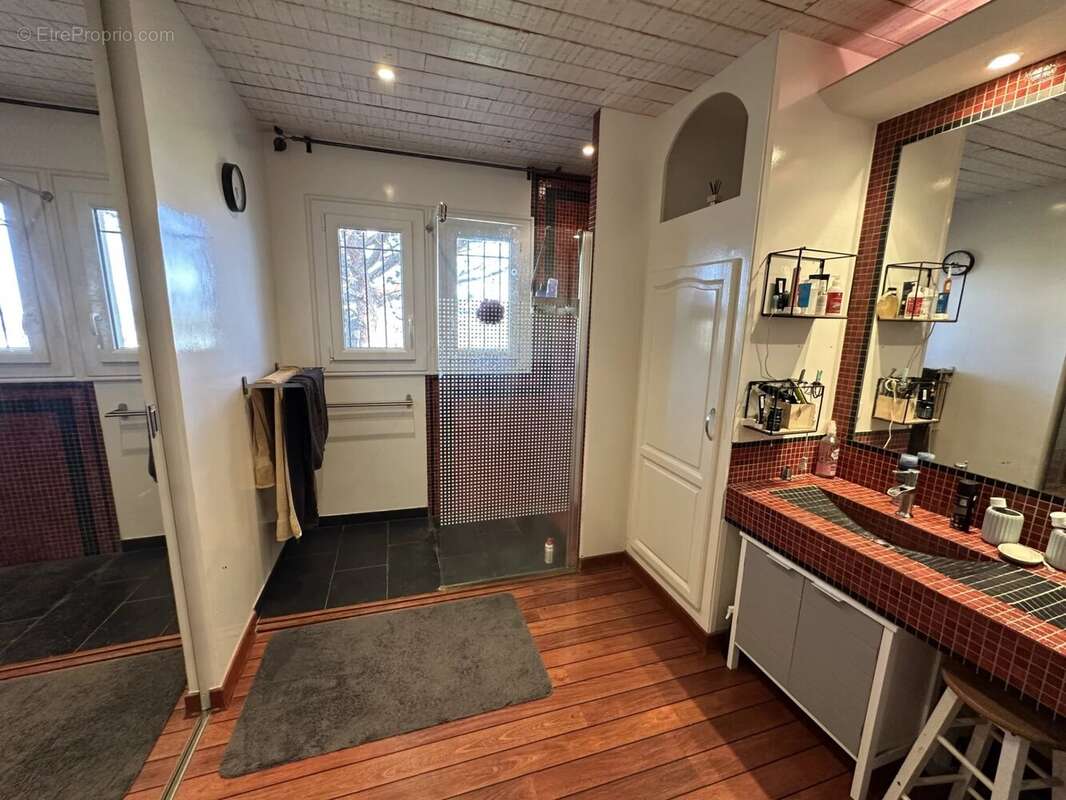 Maison à LE MAS-D'AGENAIS