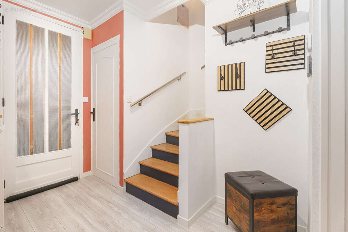 Maison à NEUILLY-LES-DIJON