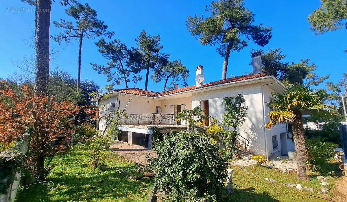 Maison à SAINT-GEORGES-DE-DIDONNE