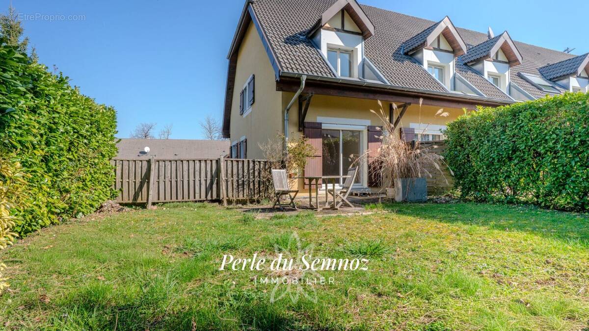 Appartement à QUINTAL