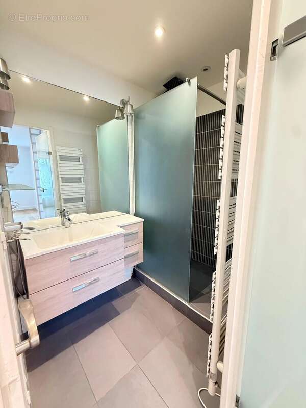 Appartement à LE RAINCY