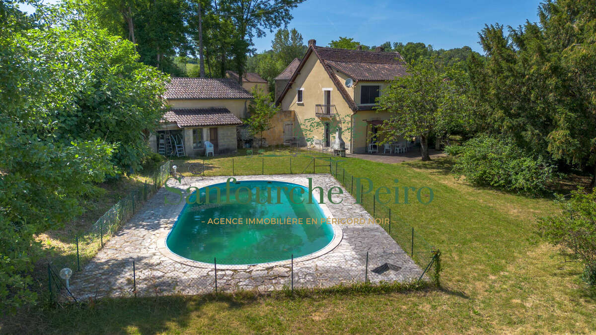 Maison à SARLAT-LA-CANEDA