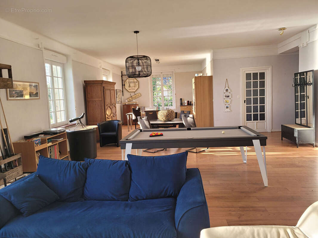 Appartement à REVILLE