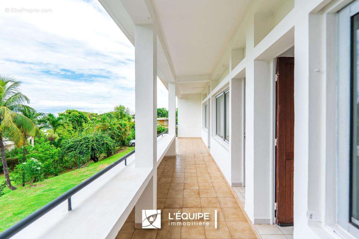 Appartement à SAINT-DENIS