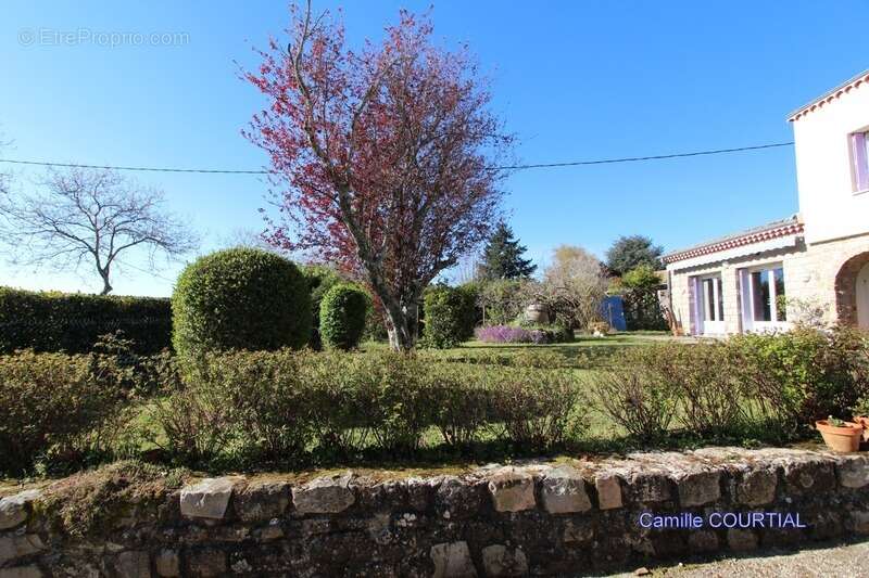Maison à VERNOUX-EN-VIVARAIS